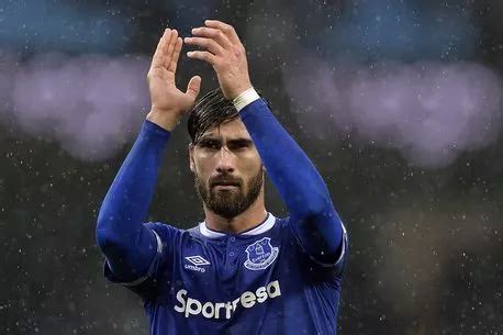 evertonrumours|Everton FC transfer news .